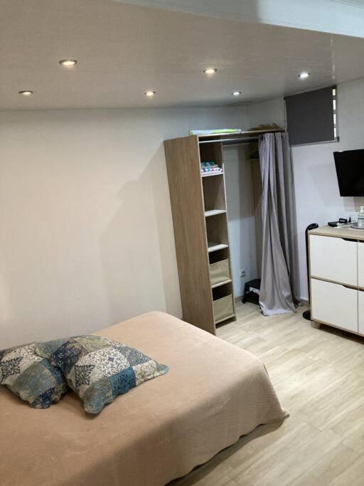 Agreable Logement, Bien Situe Шельшер Экстерьер фото